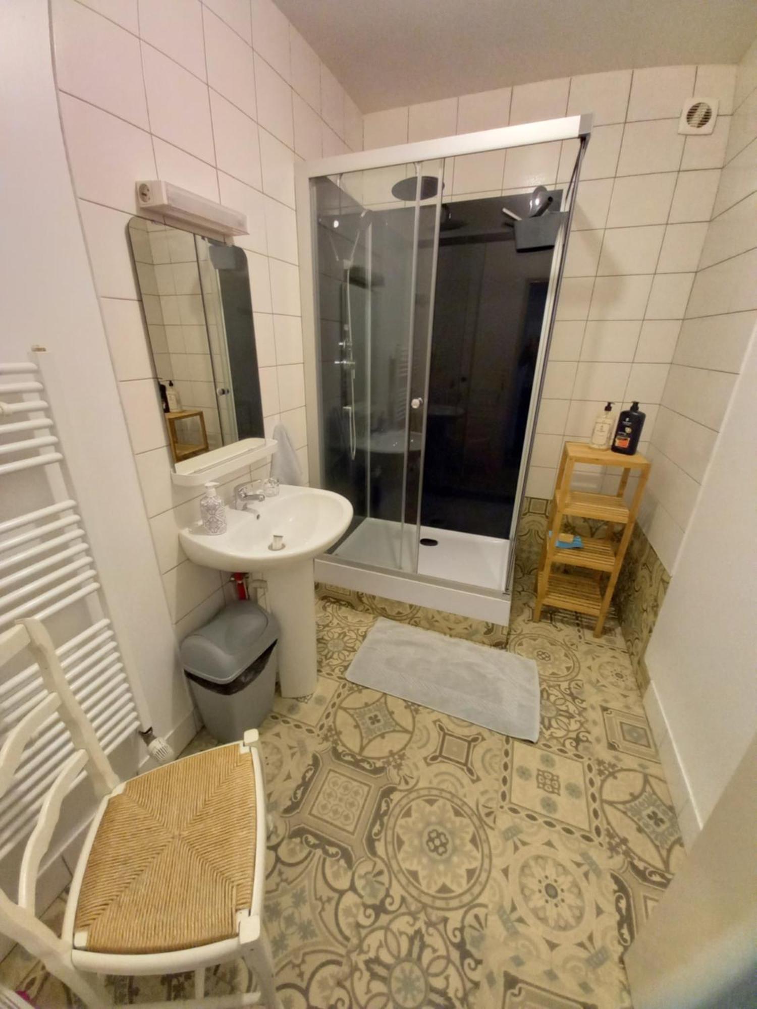 Appartement, 2Eme Etage Avec Piscine Partagee Sedan Esterno foto